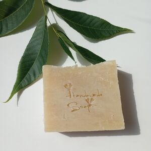 ❗️SOLD OUT❗️Plumeria Tropical Flower Soap